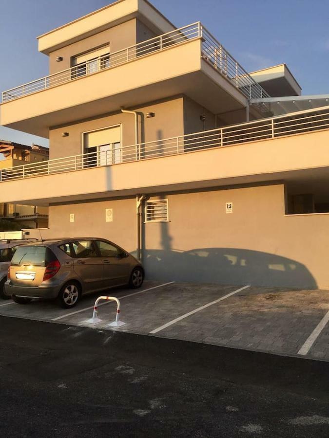 Ferienwohnung Sunset House Fiumicino Exterior foto